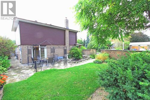 1 River View Drive, Brampton, ON - Outdoor