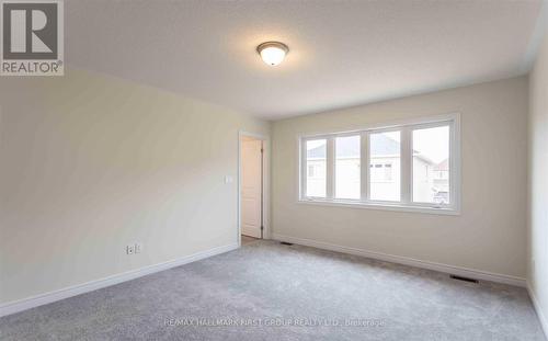 2454 Fashion Lane, Pickering, ON - Indoor Photo Showing Other Room