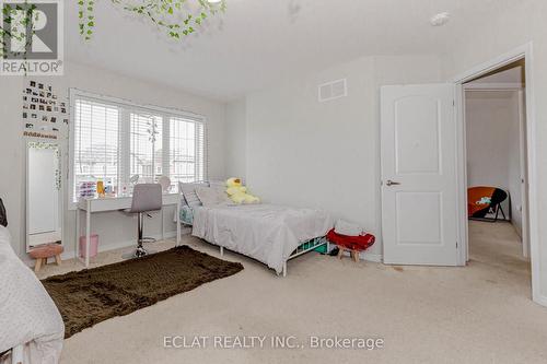 9 Cloy Drive, Thorold, ON - Indoor Photo Showing Bedroom