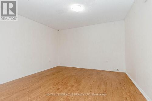 22 Major Oaks Drive, Brampton, ON - Indoor Photo Showing Other Room