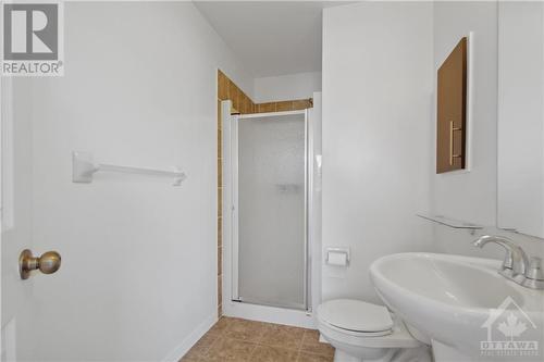 530 Simran Private, Ottawa, ON - Indoor Photo Showing Bathroom