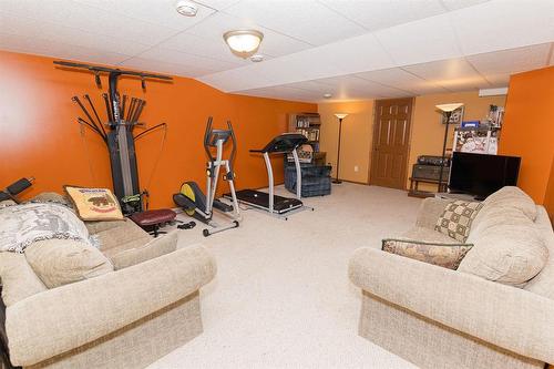 85 Heritage Drive, Dufferin, MB - Indoor Photo Showing Gym Room