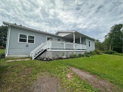 171 Highway 376, Central West River, NS 