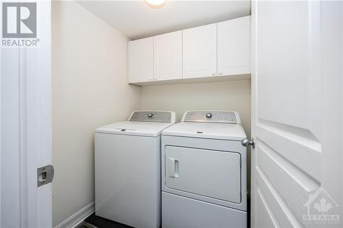 141 Manorhill Private, Ottawa, ON - Indoor Photo Showing Laundry Room