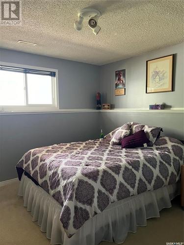 1105 Warner Street W, Moose Jaw, SK - Indoor Photo Showing Bedroom