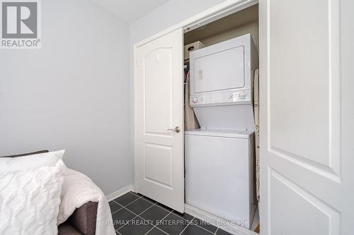 10C - 928 Queen Street W, Mississauga, ON - Indoor Photo Showing Laundry Room