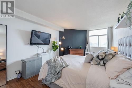 508 - 2301 Derry Road W, Mississauga, ON - Indoor Photo Showing Bedroom