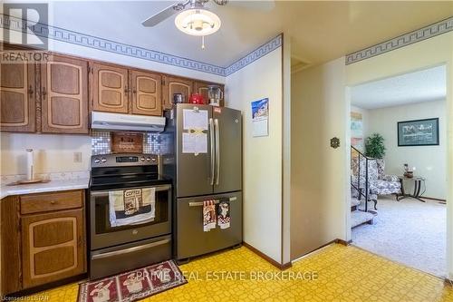 9995 Port Franks Estate Drive, Lambton Shores, ON - Indoor Photo Showing Kitchen