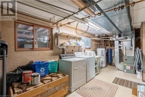 9995 Port Franks Estate Drive, Lambton Shores, ON - Indoor Photo Showing Laundry Room