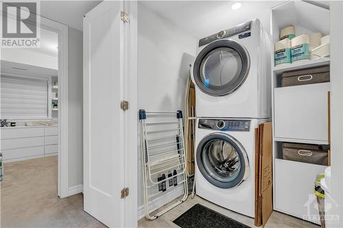 35 Carabiner Private, Ottawa, ON - Indoor Photo Showing Laundry Room