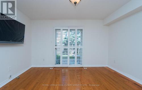 22B Leaside Park Drive, Toronto, ON - Indoor Photo Showing Other Room