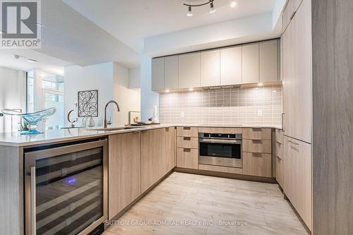 Th104 - 70 Annie Craig Drive, Toronto, ON - Indoor Photo Showing Kitchen With Upgraded Kitchen