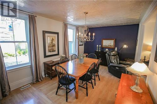 64 Water Street W, Brockville, ON - Indoor Photo Showing Dining Room