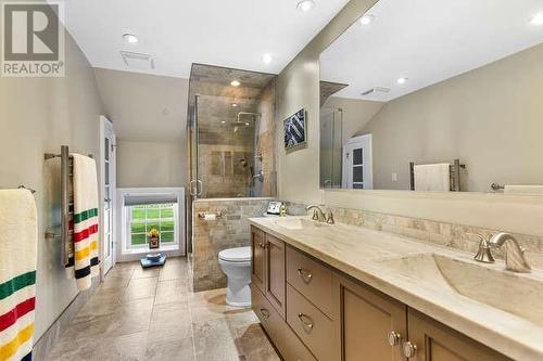 1604 County Road 2 Road, Prescott, ON - Indoor Photo Showing Bathroom