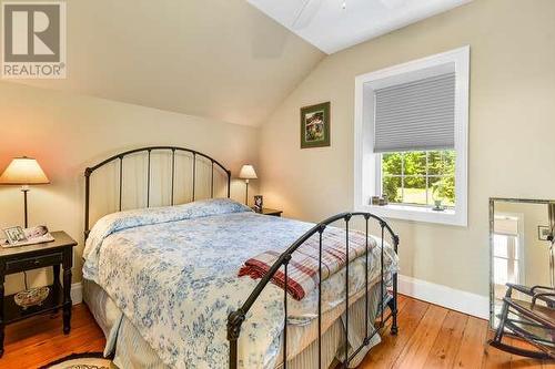 1604 County Road 2 Road, Prescott, ON - Indoor Photo Showing Bedroom