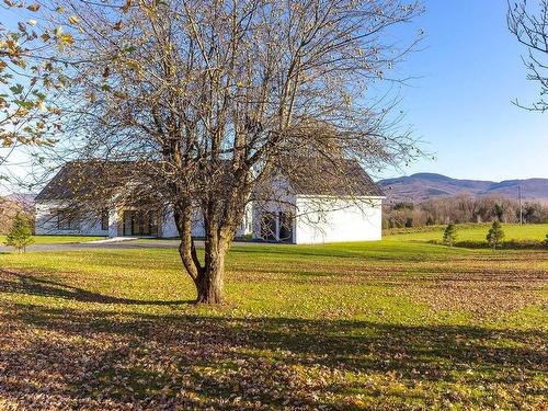 Exterior - 117 Ch. Santerre, Sutton, QC - Outdoor With View