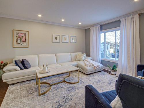 Salon - 51 Rue Desbarats, Kirkland, QC - Indoor Photo Showing Living Room