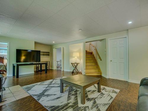 Family room - 2 Ch. Du Lac-Fiddler, Mille-Isles, QC - Indoor Photo Showing Living Room