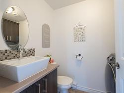 Powder room - 