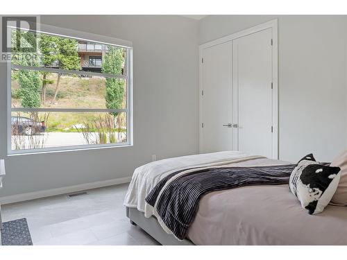 3434 Blue Grass Lane, Kelowna, BC - Indoor Photo Showing Bedroom