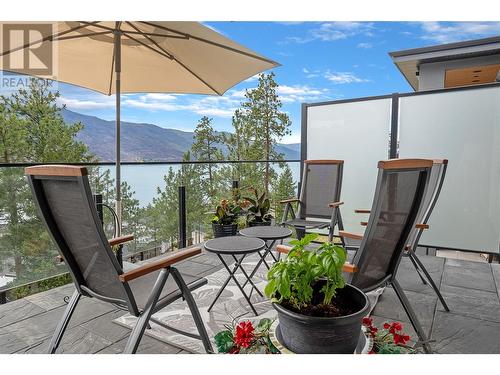 3434 Blue Grass Lane, Kelowna, BC - Outdoor With Exterior