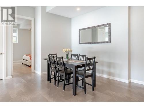 3434 Blue Grass Lane, Kelowna, BC - Indoor Photo Showing Dining Room