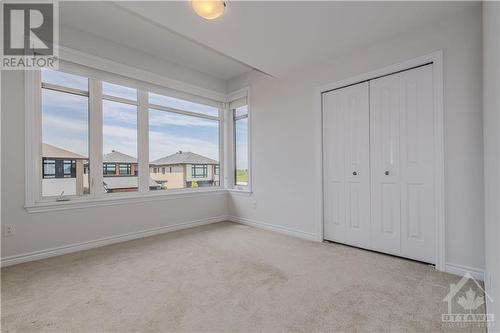 Bright bedroom with large windows - 600 Triangle Street, Ottawa, ON - Indoor