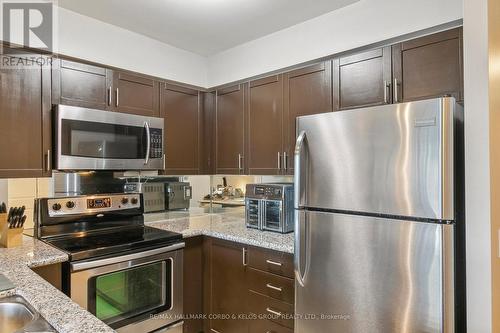608 - 4968 Yonge Street, Toronto, ON - Indoor Photo Showing Kitchen With Stainless Steel Kitchen With Upgraded Kitchen