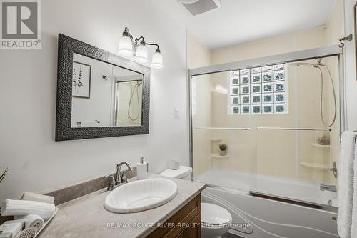 201 Ski Hill Road, Kawartha Lakes, ON - Indoor Photo Showing Bathroom