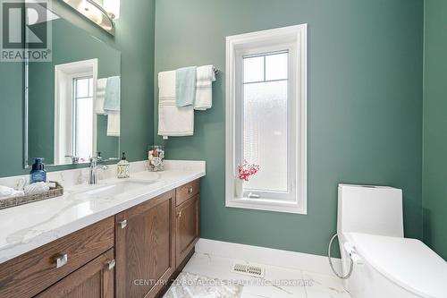 55 Netherwood Road, Kitchener, ON - Indoor Photo Showing Bathroom