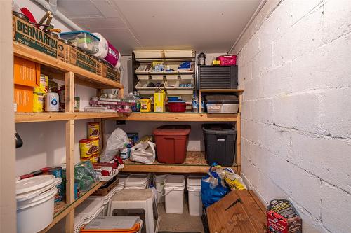 2505 Henderson Drive, Armstrong, BC - Indoor Photo Showing Other Room