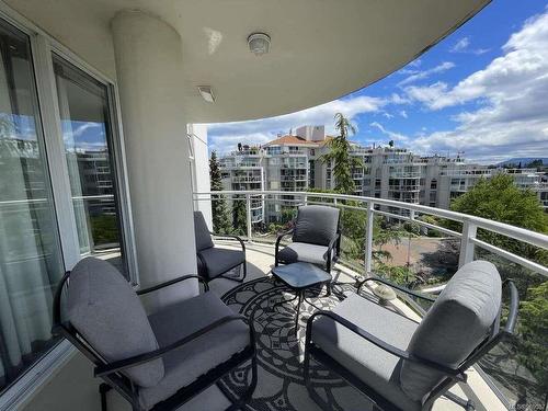 502-154 Promenade Dr, Nanaimo, BC - Outdoor With View With Exterior