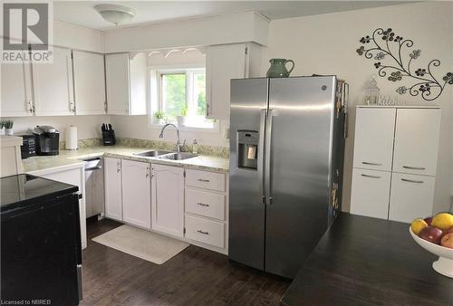544 Kehoe Street, North Bay, ON - Indoor Photo Showing Kitchen With Double Sink