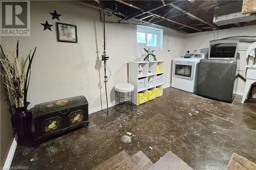 544 Kehoe Street, North Bay, ON - Indoor Photo Showing Laundry Room