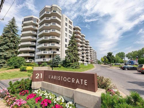 ExtÃ©rieur - 104-21 Ch. Du Bord-Du-Lac-Lakeshore, Pointe-Claire, QC - Outdoor With Facade