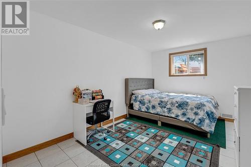 877 Lauzon Road, Windsor, ON - Indoor Photo Showing Bedroom