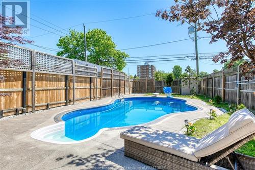 1226 Bruce, Windsor, ON - Outdoor With In Ground Pool With Backyard