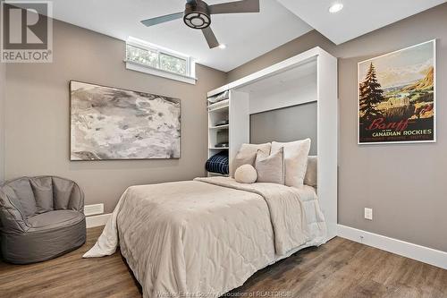 911 Jarvis Avenue, Windsor, ON - Indoor Photo Showing Bedroom