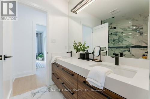 12 Davies Crescent, Toronto, ON - Indoor Photo Showing Bathroom