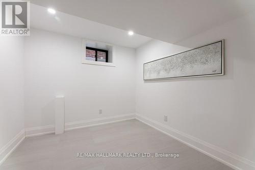 12 Davies Crescent, Toronto, ON - Indoor Photo Showing Other Room