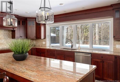 32 Chateau Drive, Mcleod Hill, NB - Indoor Photo Showing Kitchen