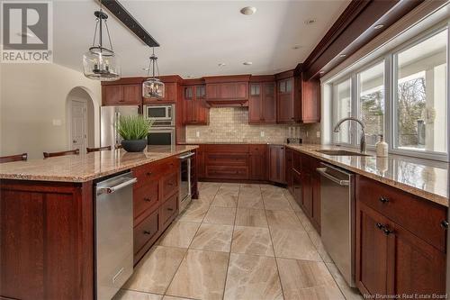 32 Chateau Drive, Mcleod Hill, NB - Indoor Photo Showing Kitchen With Upgraded Kitchen