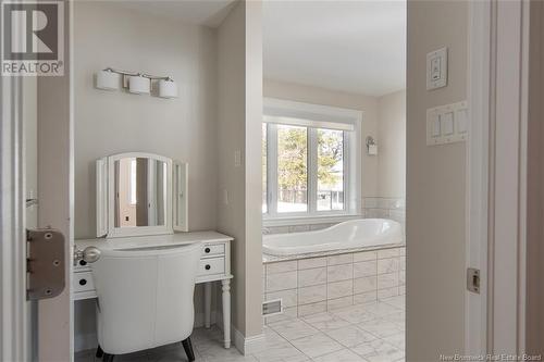 32 Chateau Drive, Mcleod Hill, NB - Indoor Photo Showing Bathroom