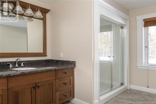 32 Chateau Drive, Mcleod Hill, NB - Indoor Photo Showing Bathroom