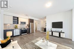 607 - 4675 METCALFE AVENUE  Mississauga, ON L5M 0Z7