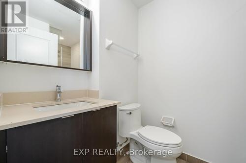 607 - 4675 Metcalfe Avenue, Mississauga, ON - Indoor Photo Showing Bathroom