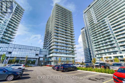 607 - 4675 Metcalfe Avenue, Mississauga, ON - Outdoor With Balcony With Facade