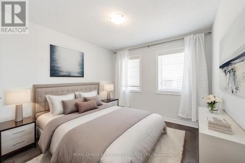 3895 Leonardo Street, Burlington, ON - Indoor Photo Showing Bedroom