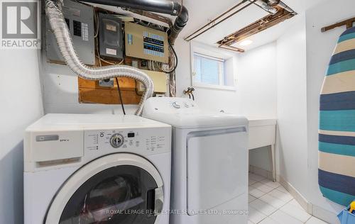 55 Old Orchard Grove, Toronto, ON - Indoor Photo Showing Laundry Room