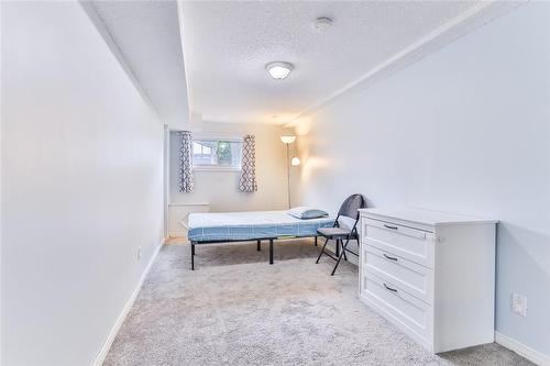 272 Rexford Drive, Hamilton, ON - Indoor Photo Showing Other Room